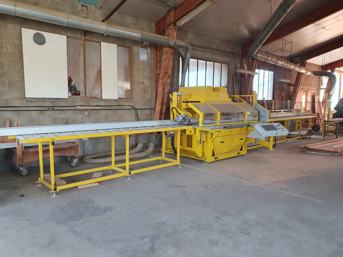 Photo Scie Circulaire AVOLA GAMA 65V3 