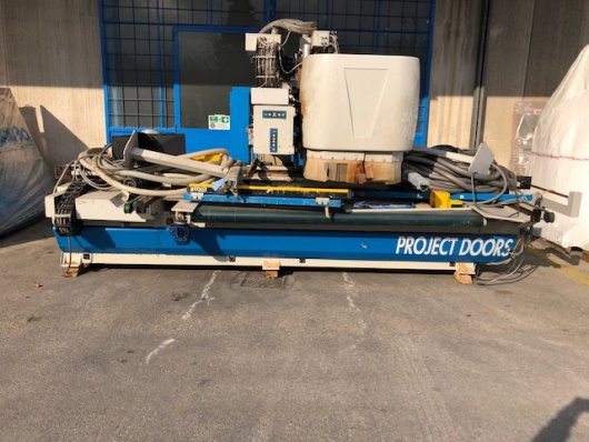 MASTERWOOD PROJECT DOORS MASTERWOOD machining center Special door