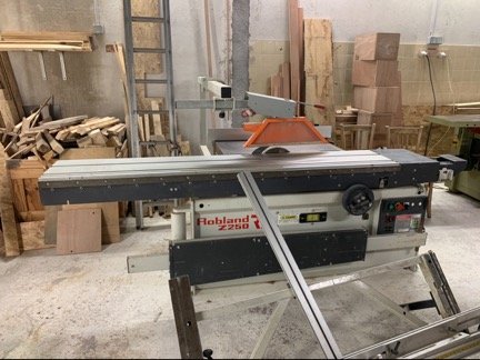 ROBLAND Z250 sliding table saw  