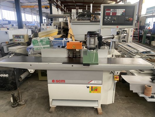 SCM T130E Spinning Top