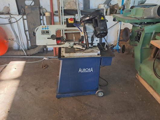 AURORA horizontal bandsaw