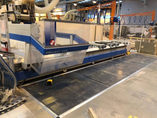MASTERWOOD Project 355L machining center  
