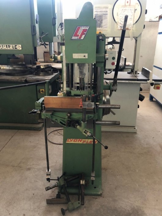 Used chain mortiser LYONFLEX F 2084