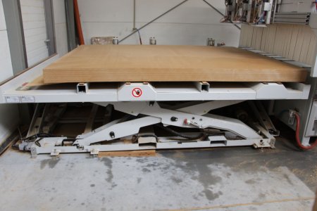 Photo Centre d'usinage NESTING 5 AXES MASTERWOOD M5 21.42 avec chargeur/déchargement