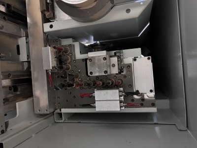 Photo Centre d'usinage WEEKE OPTIMAT BHC 550  4 axes