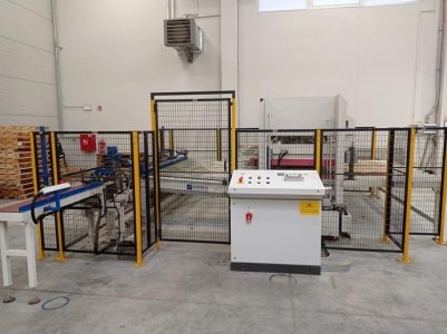 Photo Panneauteuse ORMA Haute Frequence avec encolleuse et chargement/déchargment automatique