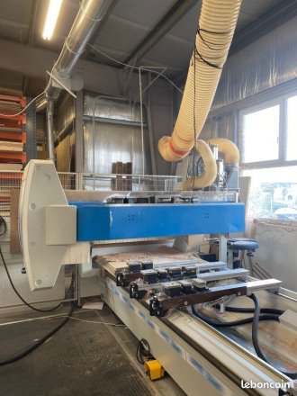 Photo Centre d'usinage MASTERWOOD PROJECT 310V4 L MASTERWOOD  4 axes