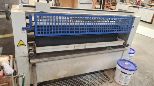 Photo Encolleuse ORMA l 216  