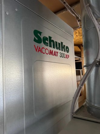 Photo Dépoussiéreur SCHUKO VACOMAT 300XP