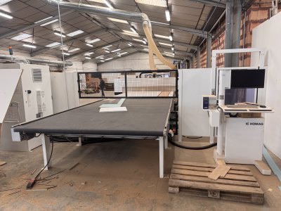 Photo CNC HOMAG CENTATEQ  