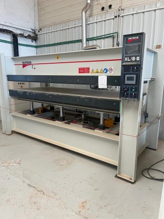 Photo Presse à Chaud NPC ITALPRESSE XL/6-S