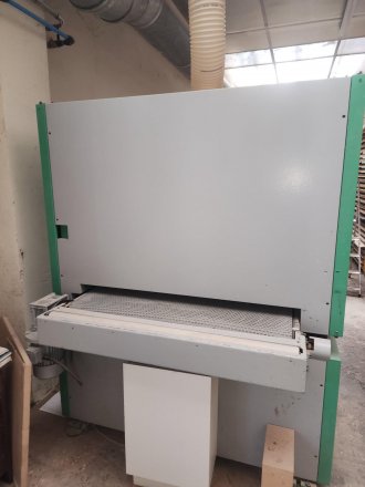 Photo Ponceuse Large Bande KUNDIG PRIMO 1100-E