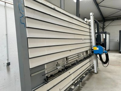 Photo SCIE A PANNEAUX PUTSCH MENICONI SVP145 PLUS